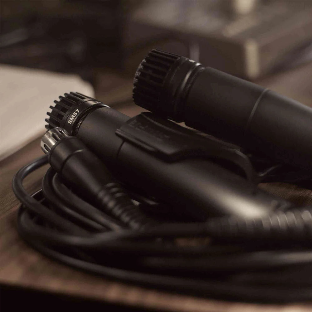 SM57 Dynamic Instrument Microphone - Professional Quality and Versatility for Live Performances and Recording